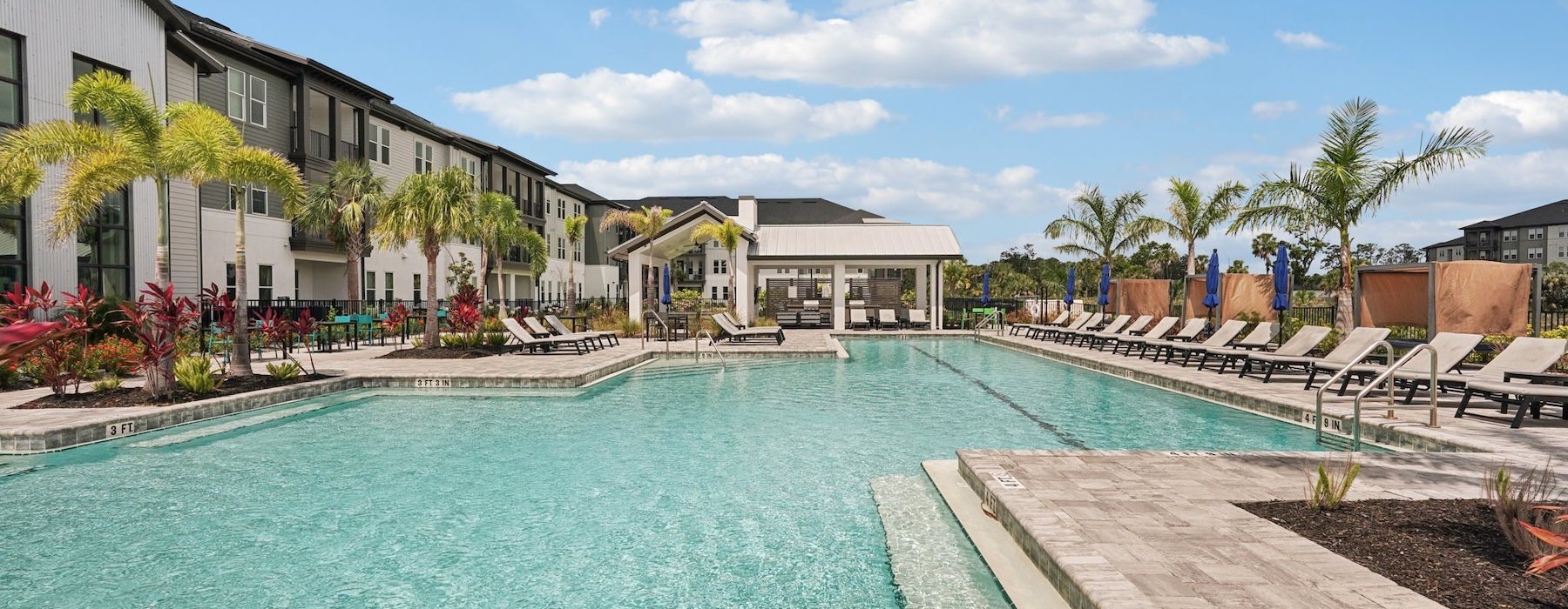 a swimming pool  in a courtyard